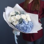 Кристалл: букет с гортензией и кустовой хризантемой