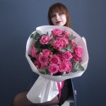 Кустовые розы розовые